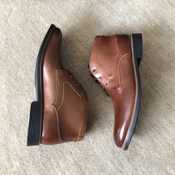 ROCKPORT Men's Leather Chukka Boots - Picture 3 of 8